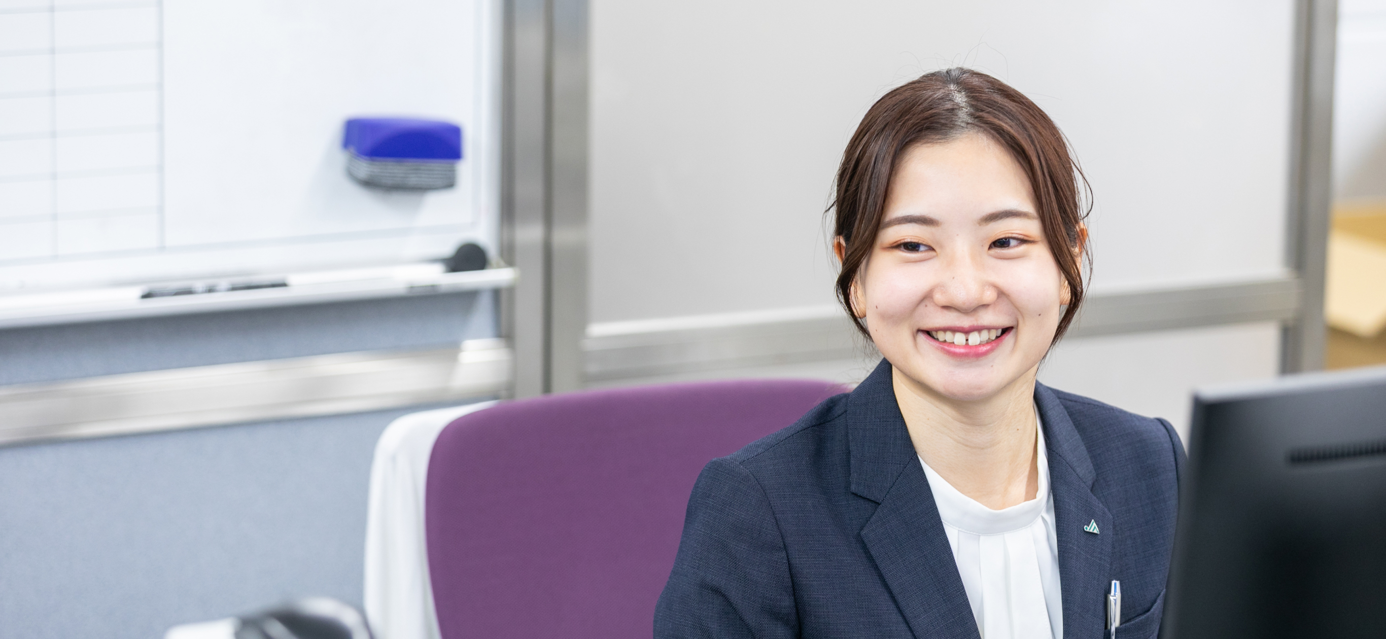 interview07_mv【石井 沙和さん】PC2732 × 1260 px