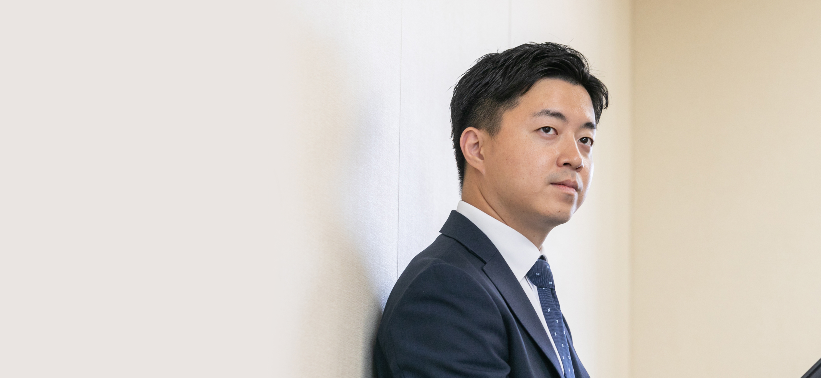 interview08_mv【田畑 裕貴さん】PC2732 × 1260 px